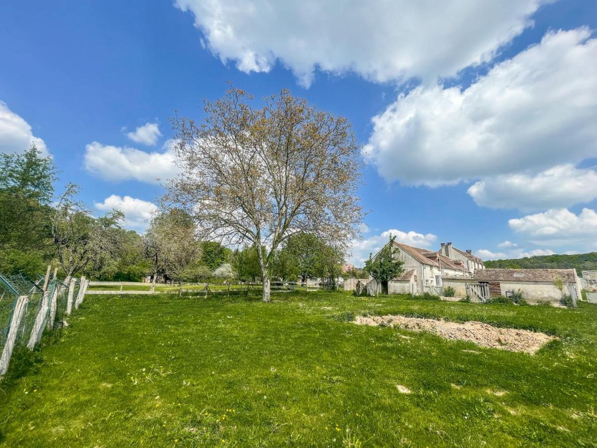 Hotel Le Gite De Gaia Villemer  Exterior foto