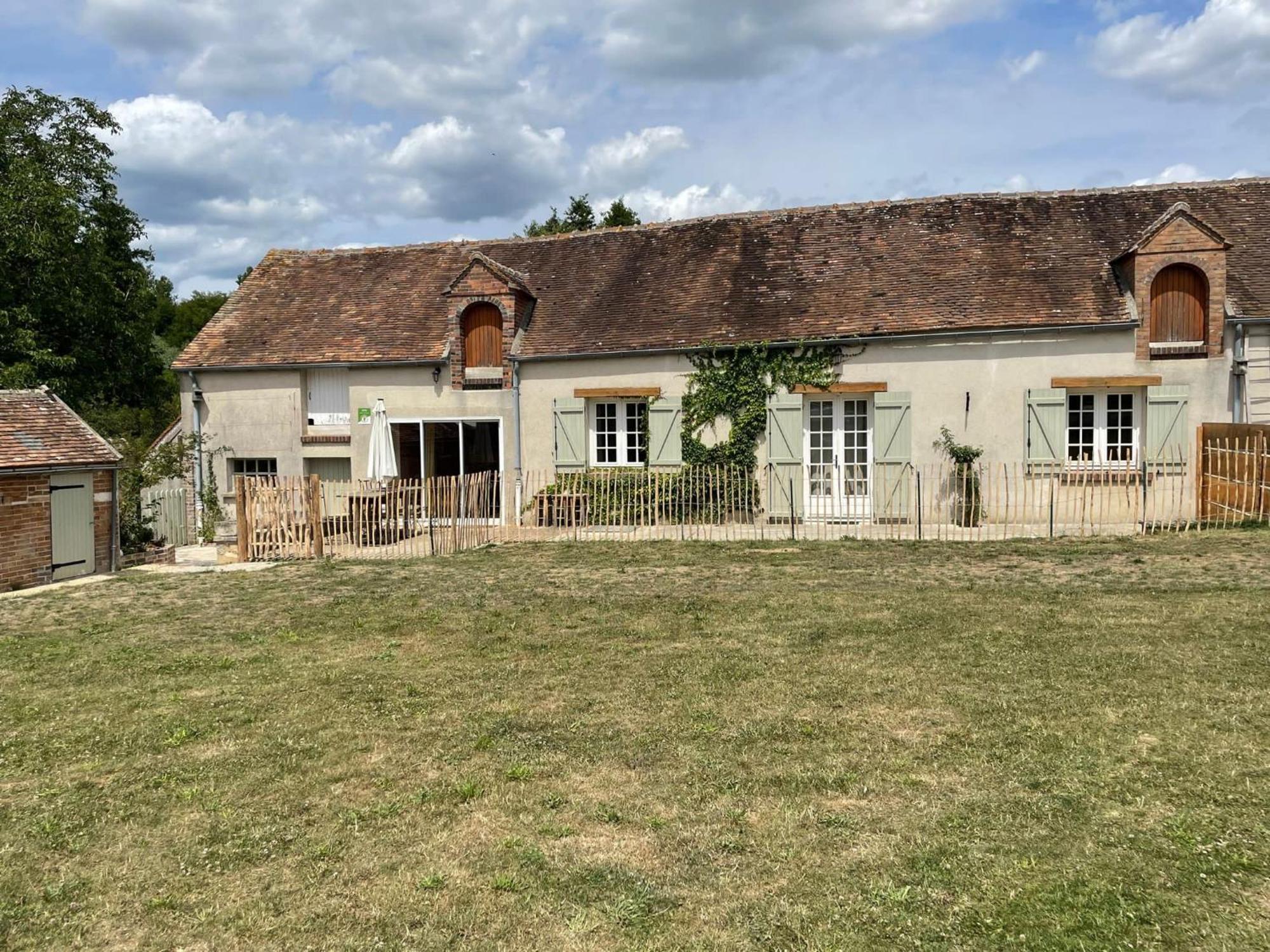 Hotel Le Gite De Gaia Villemer  Exterior foto